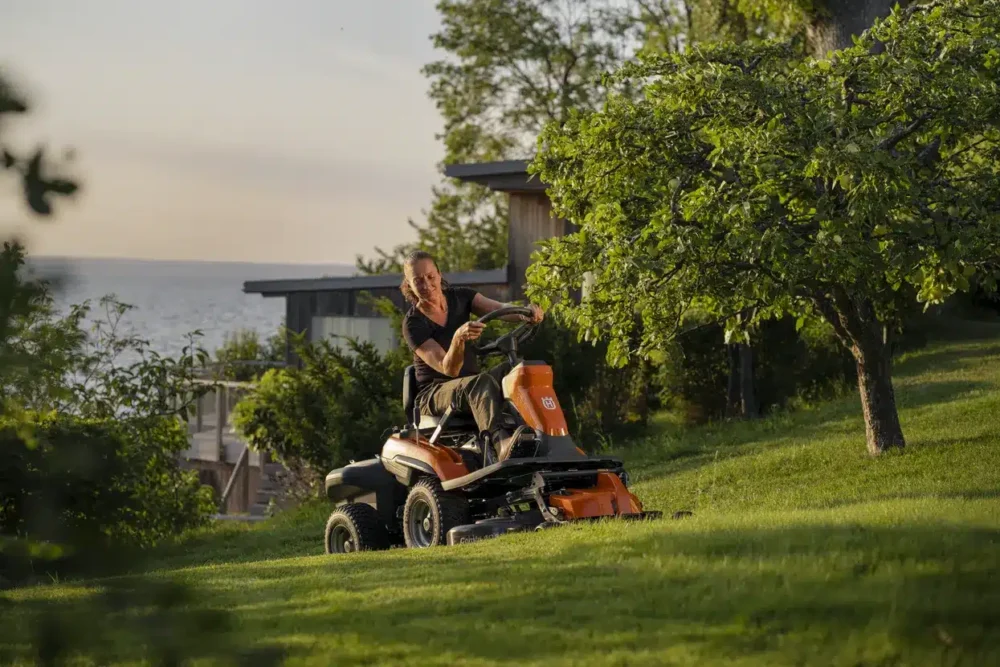 Husqvarna R 200iX AWD Batteridrevet rider Inkl. batteri - Ekskl. lader - Image 6