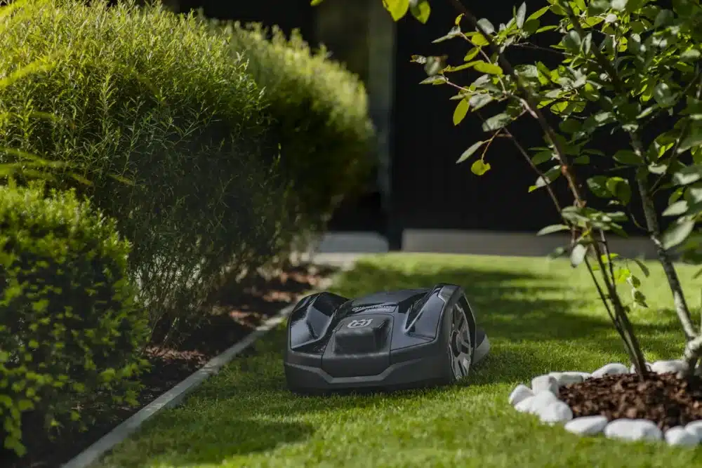 Husqvarna Automower 305E NERA - Image 4