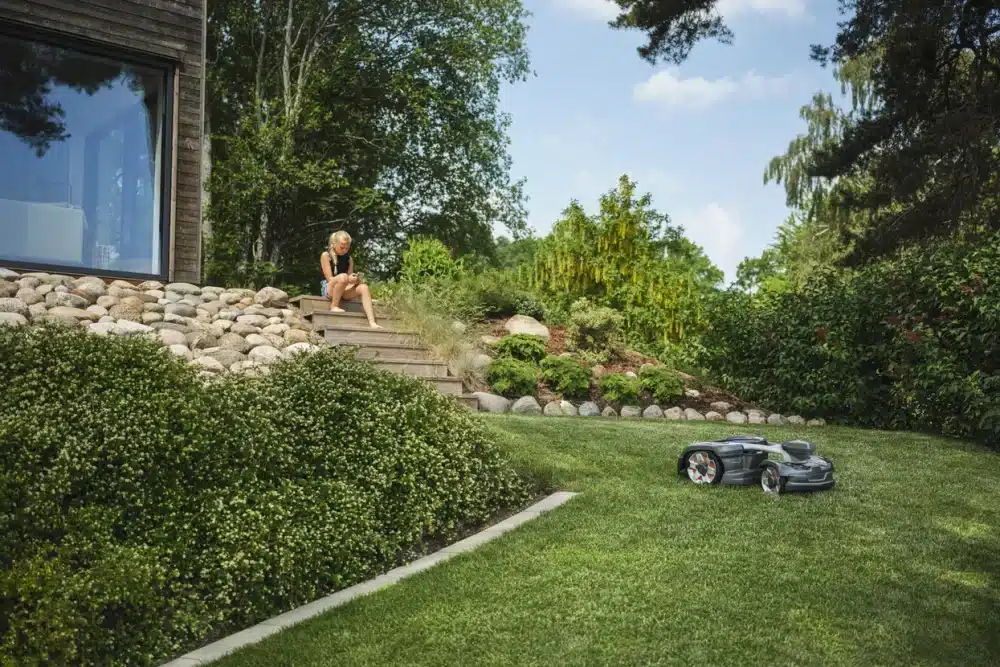 Husqvarnas Automower® 435X AWD NERA med kabelfri teknologi - Image 5