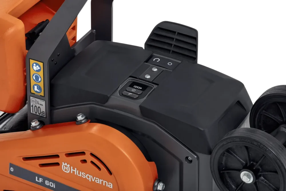 a close up of a machine