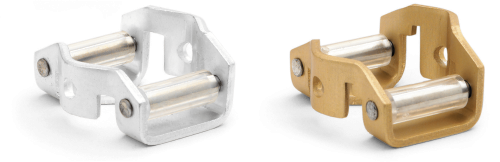 To krogsholdere i forskellig metalfinish