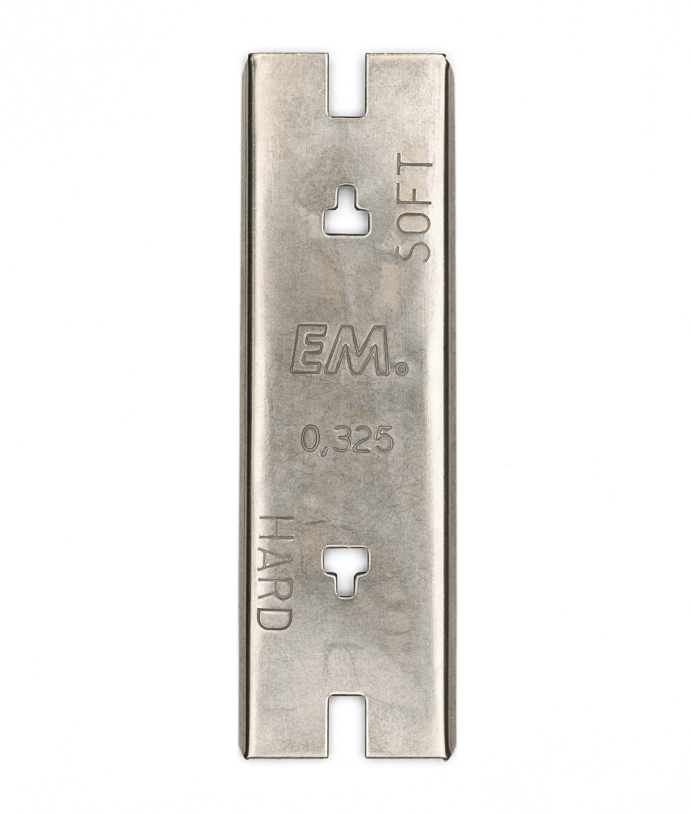 En metalplade til kædesave.