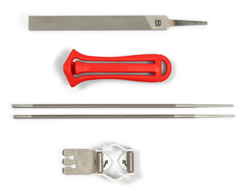 Filværktøjssæt med håndtag og filer.