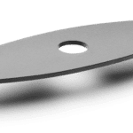 Buet metalstykke med et hul i midten