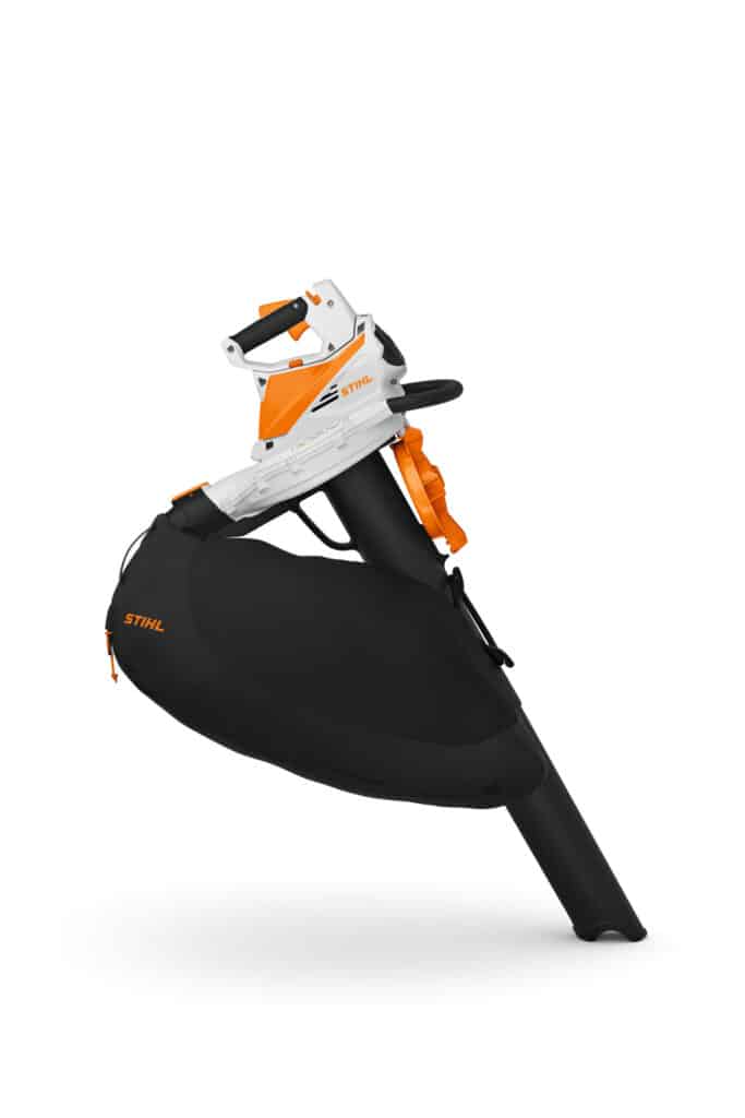 Bladblæser med orange og sort design.