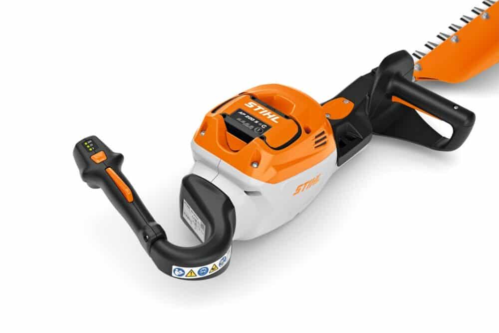 Billede af en Stihl hækklipper.