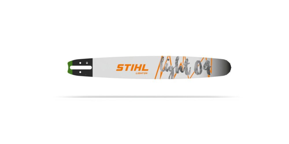 Et STIHL motorsavsværd med teksten "Light 04".