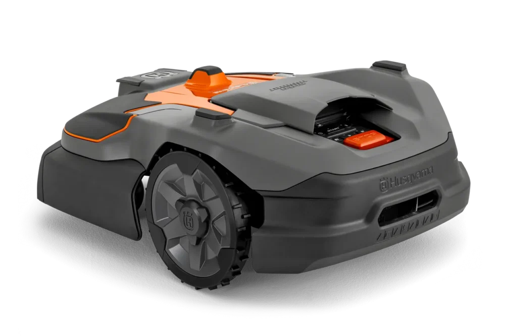 Robotplæneklipper fra Husqvarna i grå og orange.