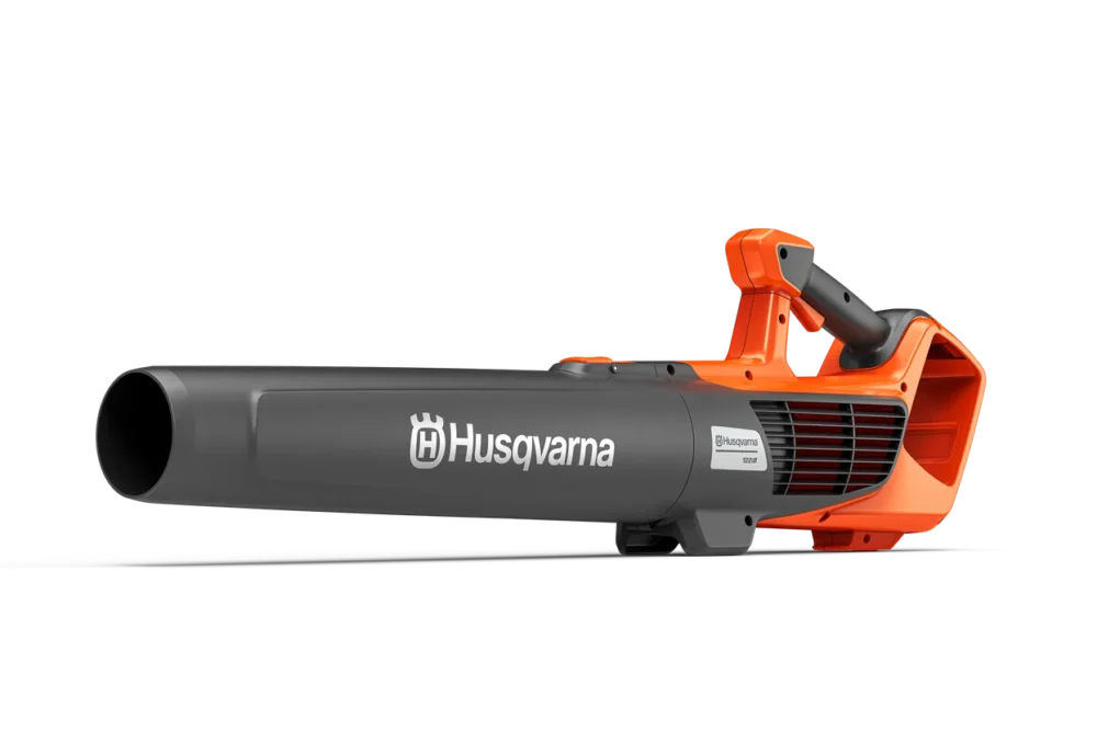 Billede af en Husqvarna bladblæser i sort og orange.