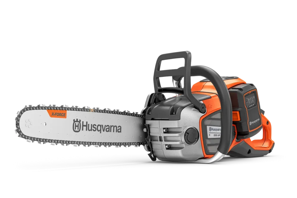Husqvarna motorsav på sort baggrund