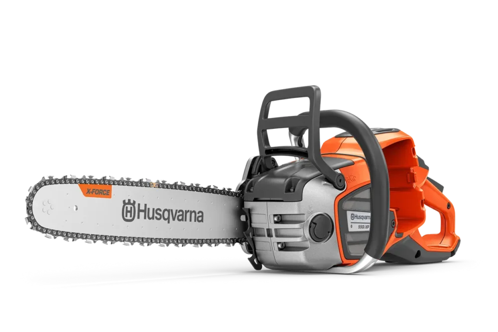 Husqvarna motorsav med X-Force skæde.