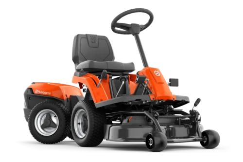 En orange havetraktor fra Husqvarna.