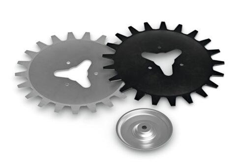 To tandhjul og en skive på hvid baggrund.