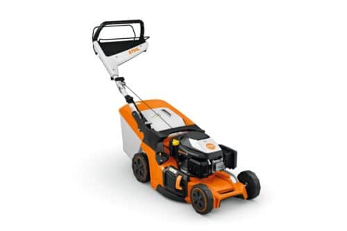 Orange og hvid STIHL plæneklipper