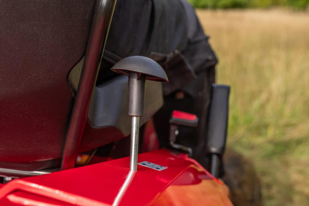 Nærbillede af del på havetraktor.